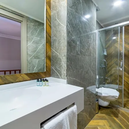 Lucas Didim Hotel 5*